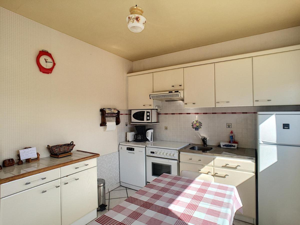 Maison Jullouville, 4 pièces, 8 personnes - FR-1-361-95 Esterno foto